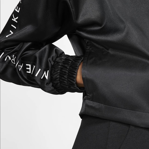 Nike Women Stain Track Jacket - Picture 4 of 11